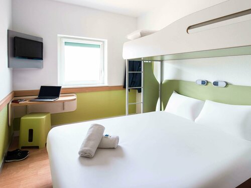 Гостиница Ibis budget London Hounslow в Лондоне