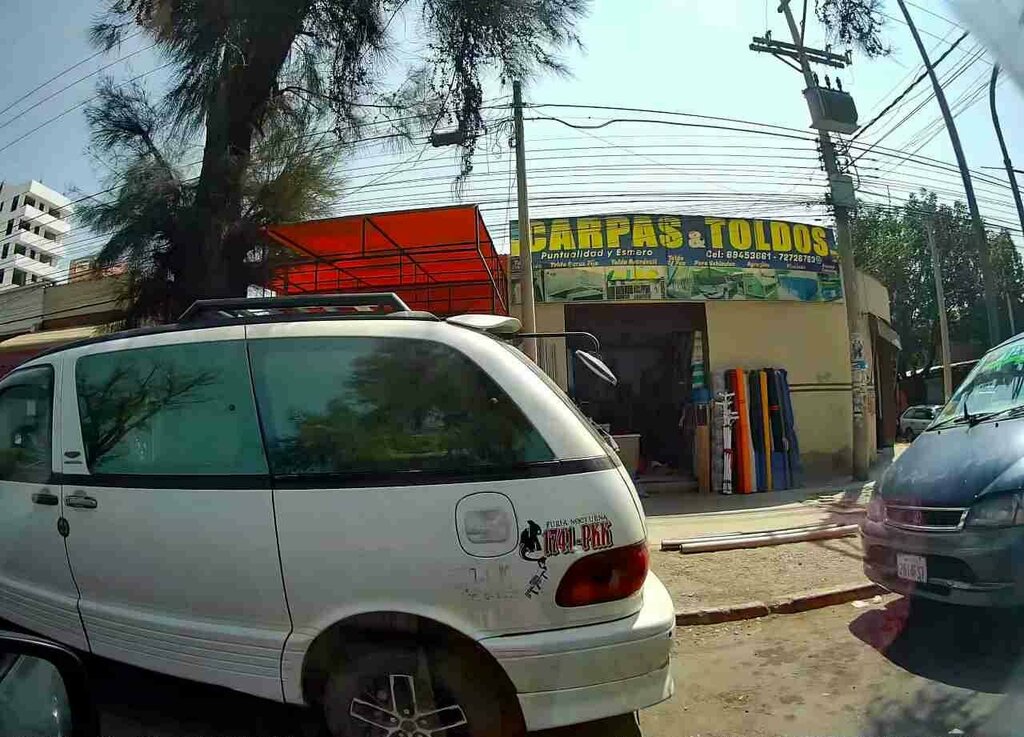 Frame and awning structures Structures of Frames and Awnings, Cochabamba, photo