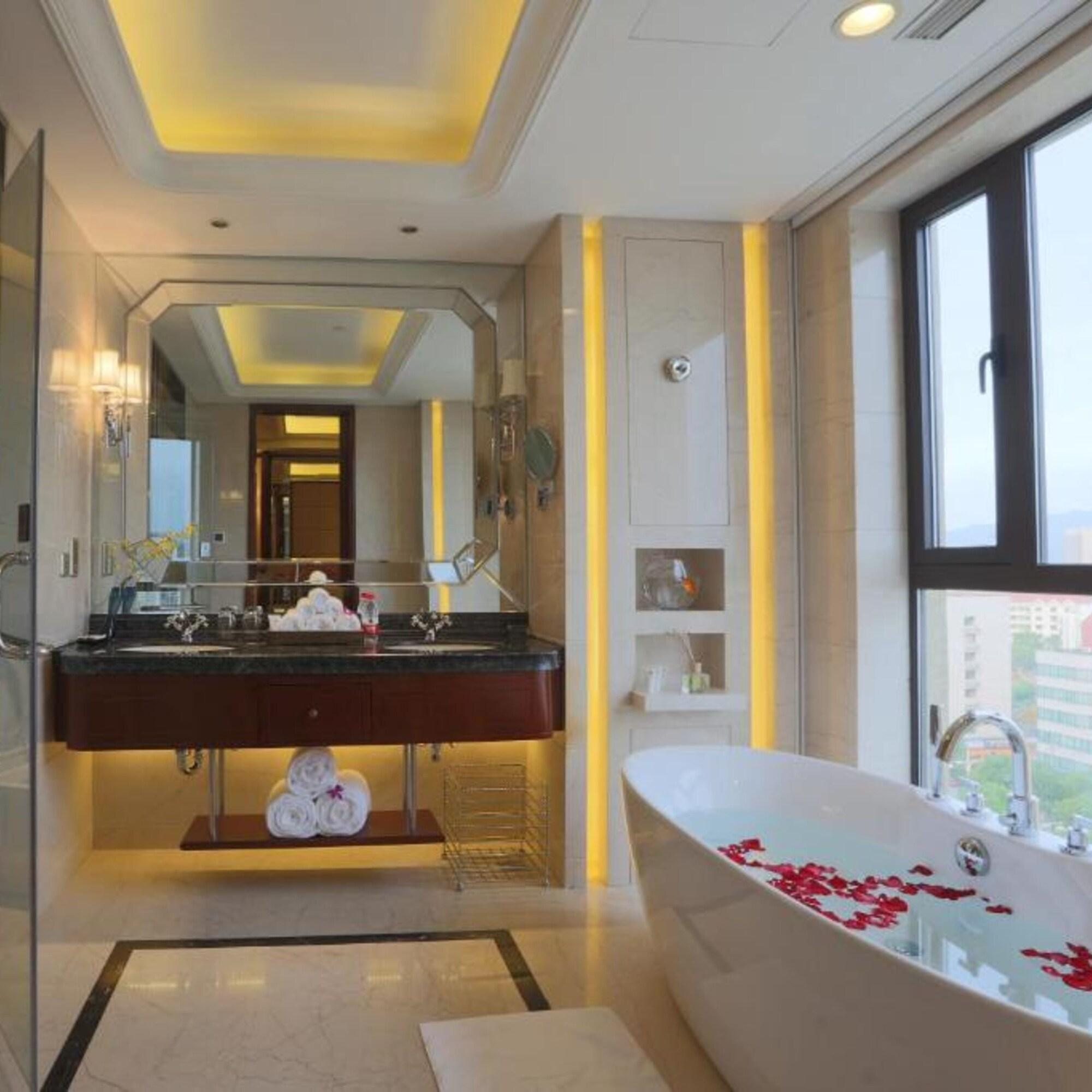 Фото S&n International Hotel