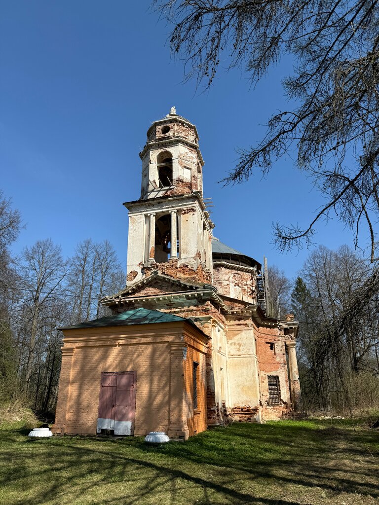 Iglesia ortodoxa Tserkov Spasa Nerukotvornogo Obraza V Ivanovskom-Yermolayevykh, , foto