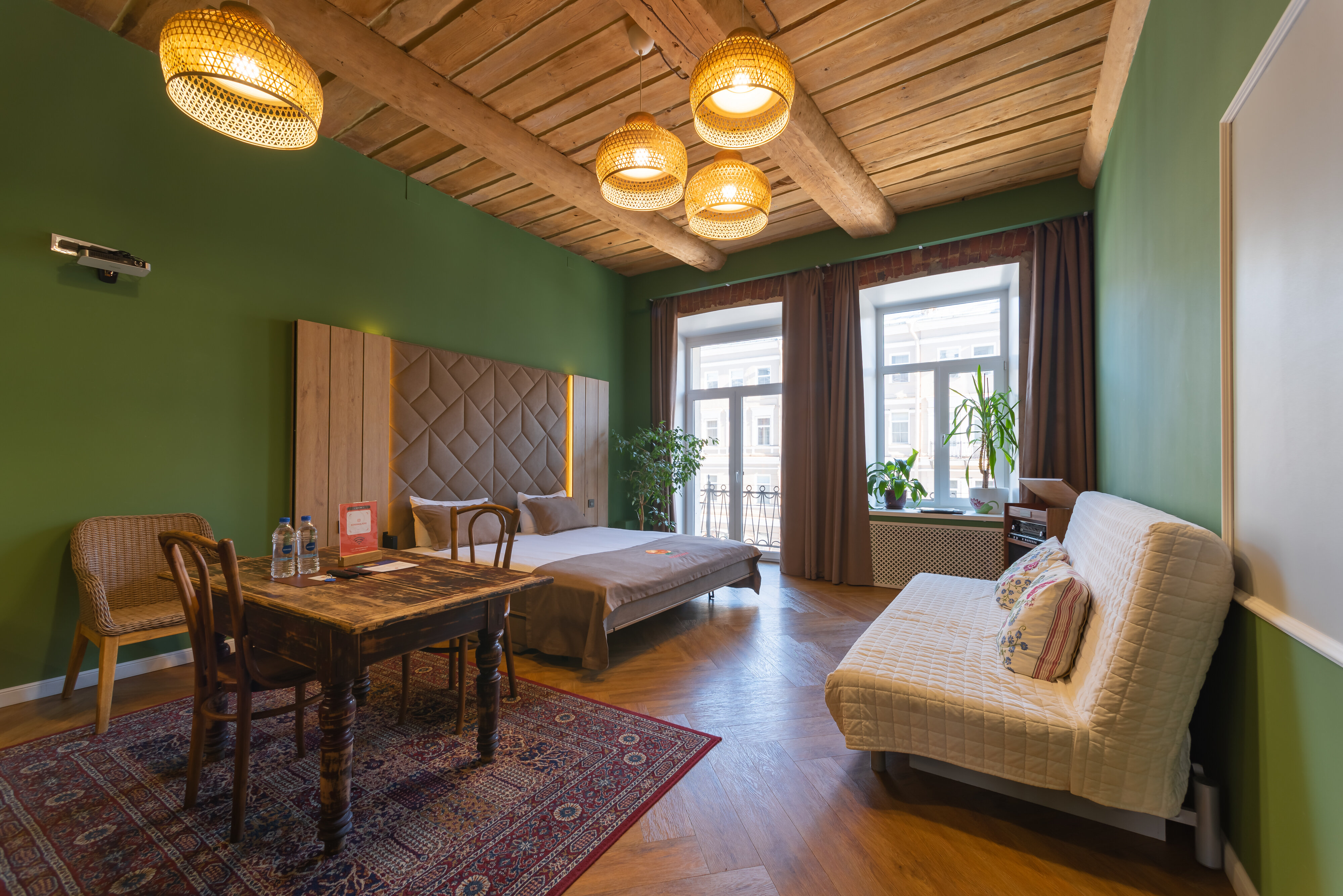 Фото отеля 2