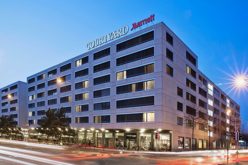 Гостиница Courtyard by Marriott Zurich North в Цюрихе