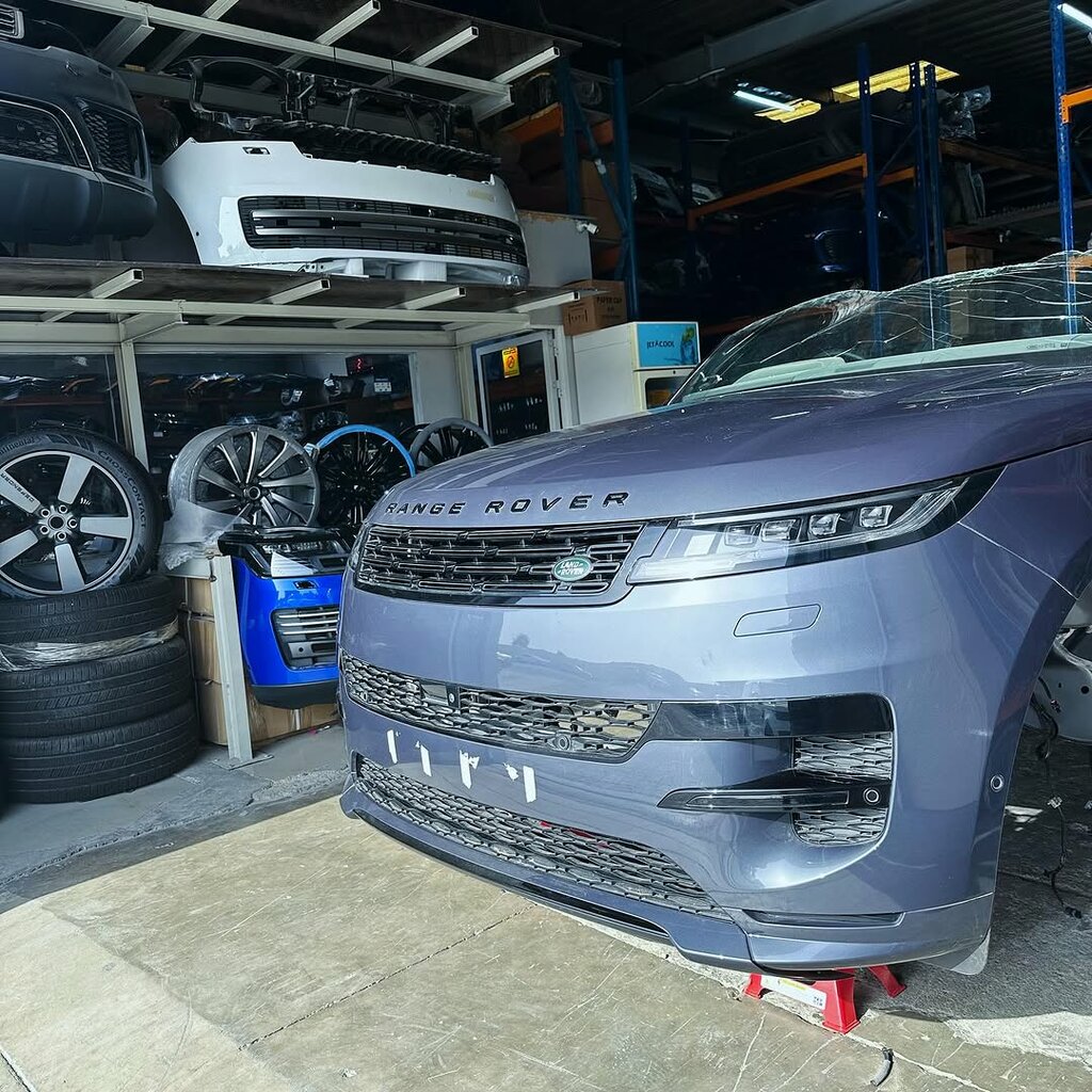 Auto parts and auto goods store Dar Al Mansour, Sharjah, photo