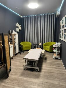 Профспеццентр (Toporkova Street, 7) ، تدريب ماجستير لمعاهد التجميل