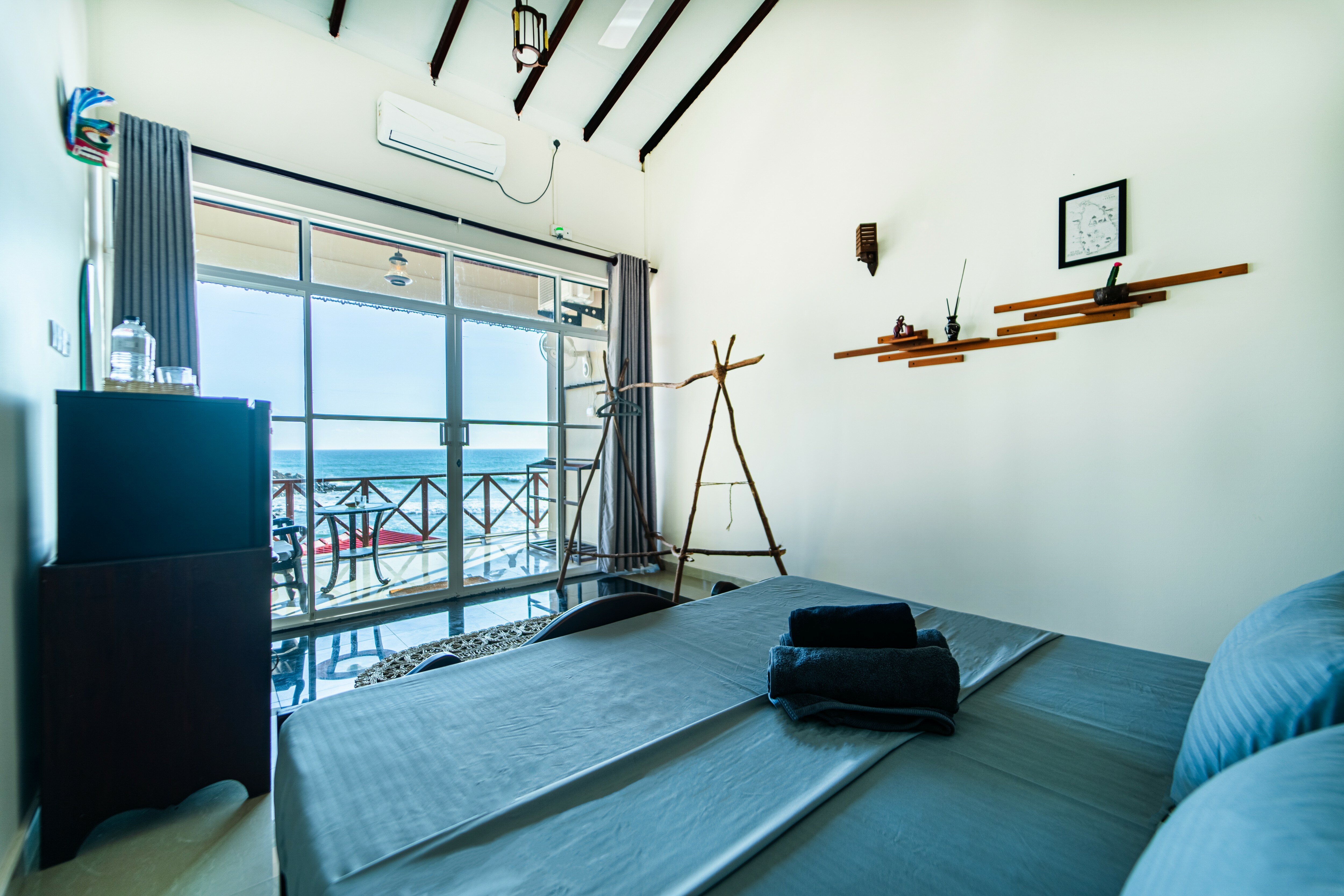 Фото We Are Surfers