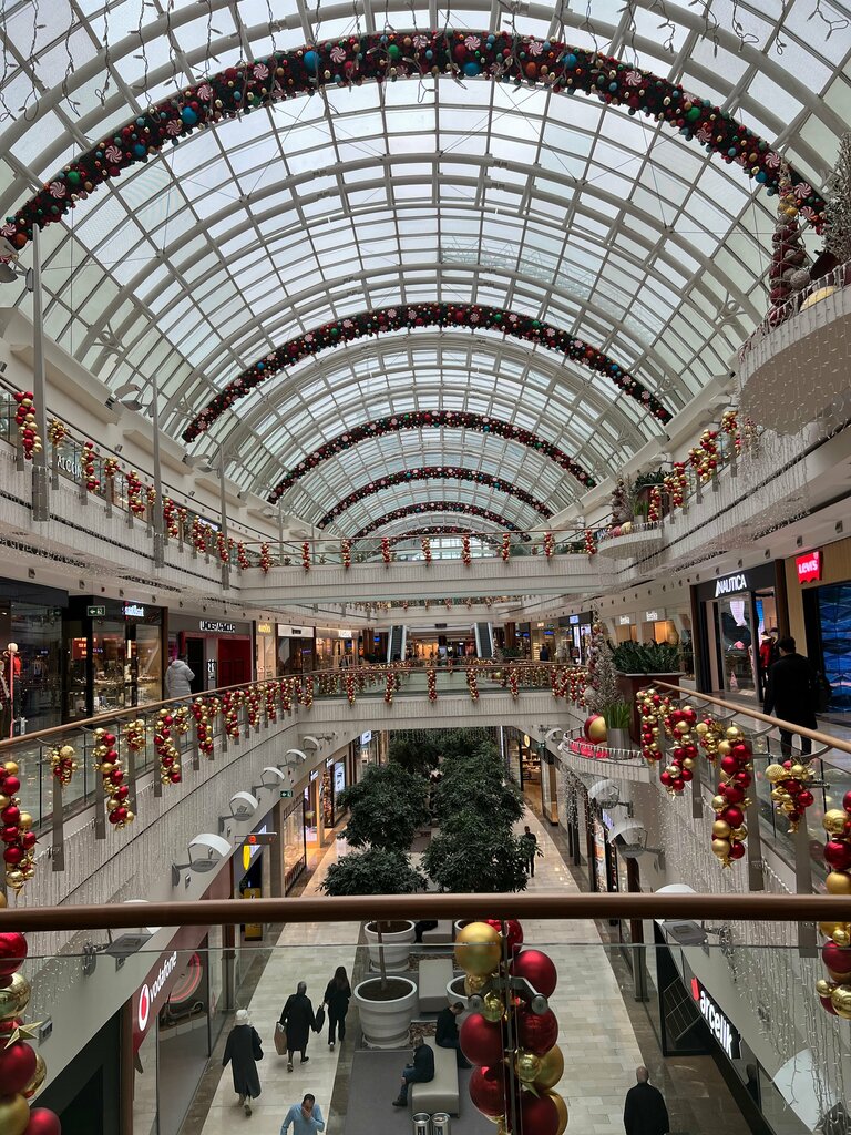 Shopping mall Istinye Park Shopping Center, Istanbul, photo