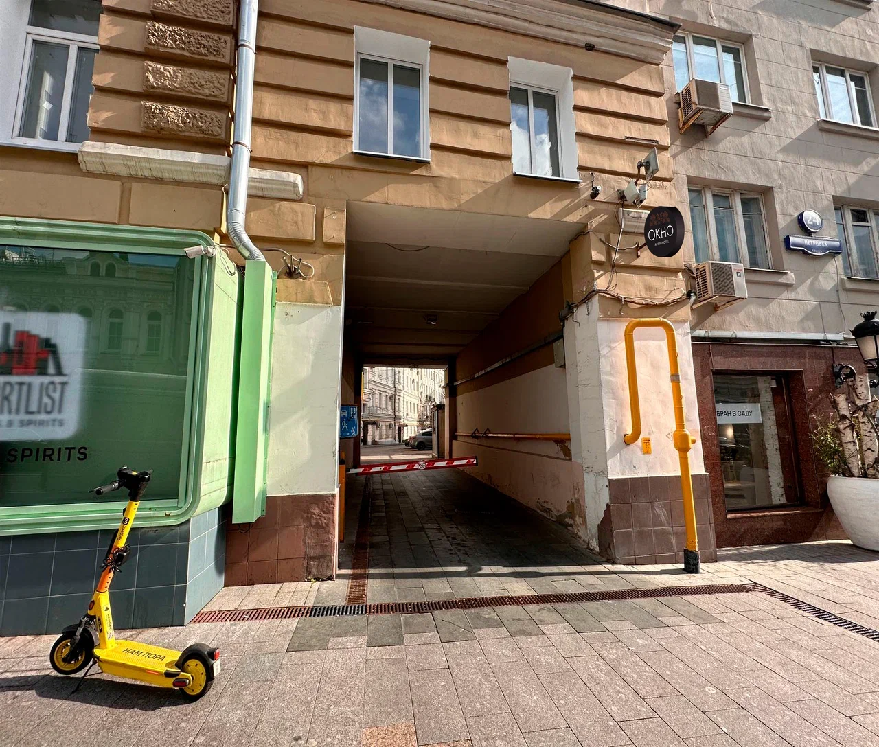 Фото отеля 2