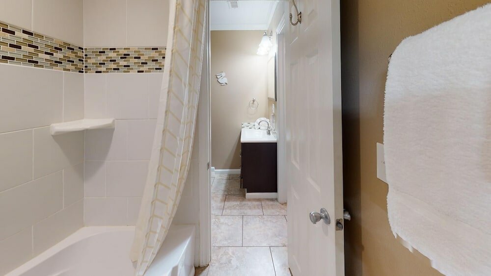 Фото Maravilla Seawall Condos by Ab Sea