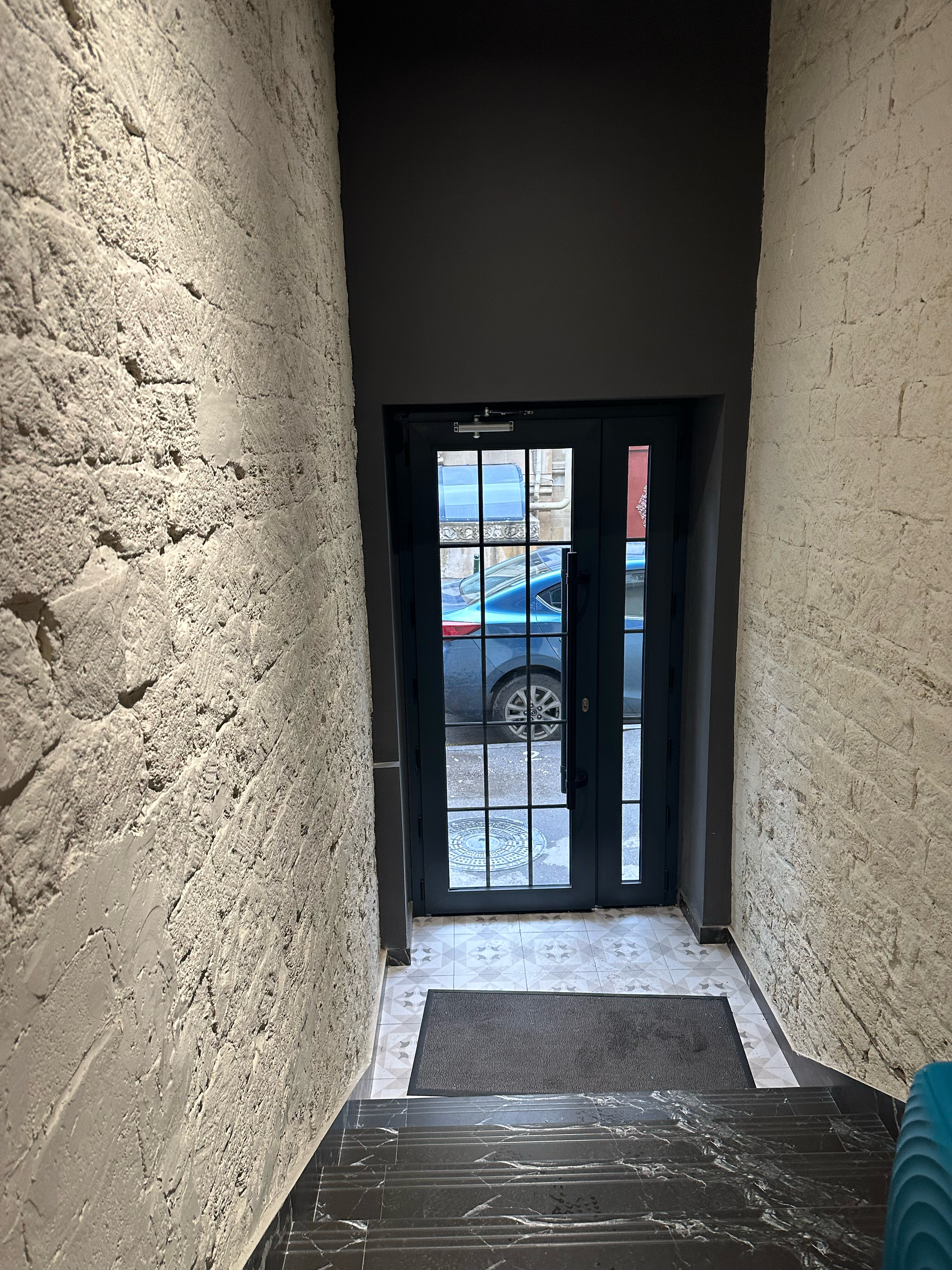 Фото Twelve Inn Hotel