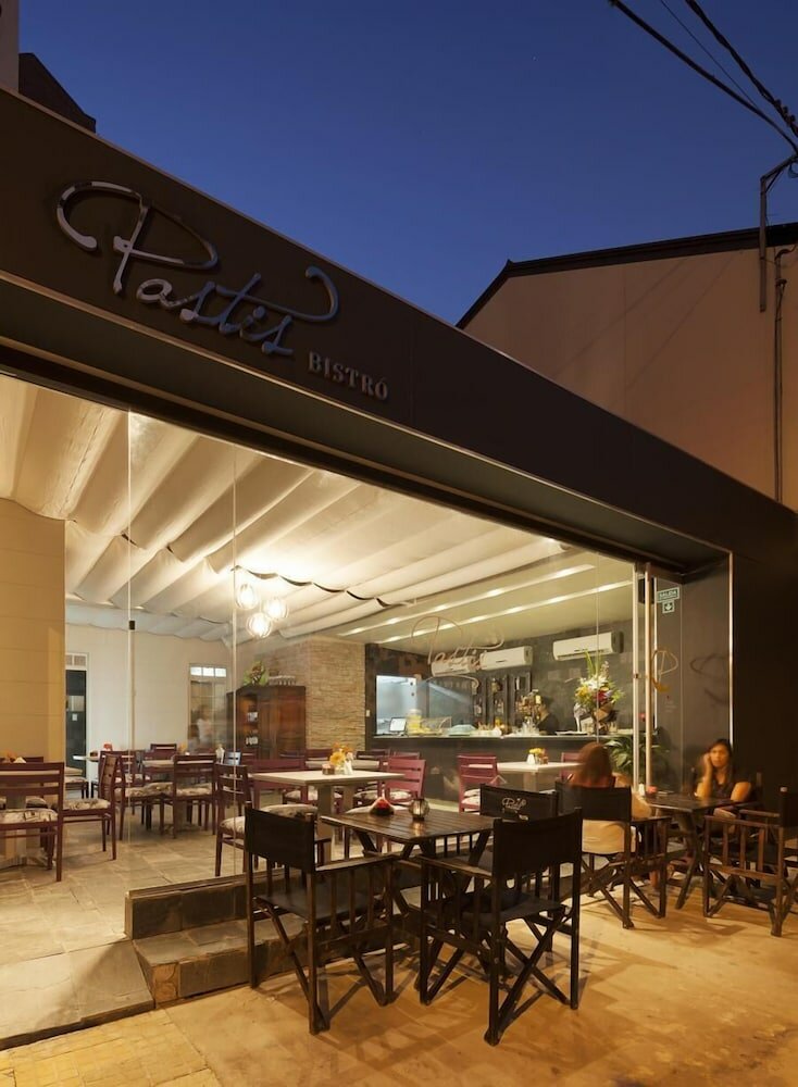 Фото Ambit Boulevard Hotel Boutique