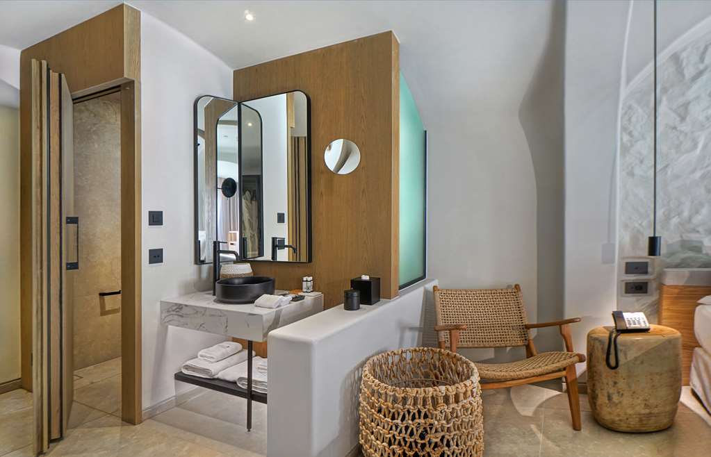 Фото Radisson Blu Zaffron Resort, Santorini