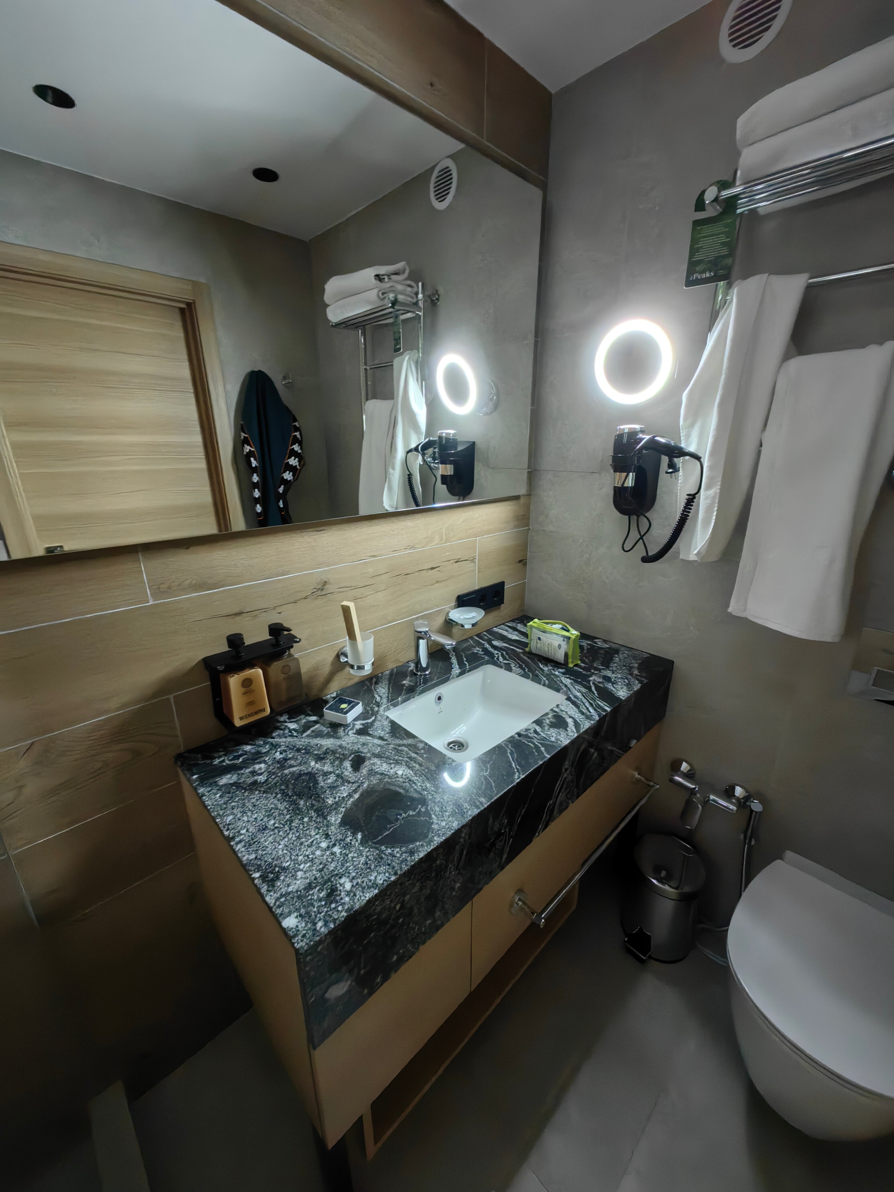 Фото 7Peaks Family Resort