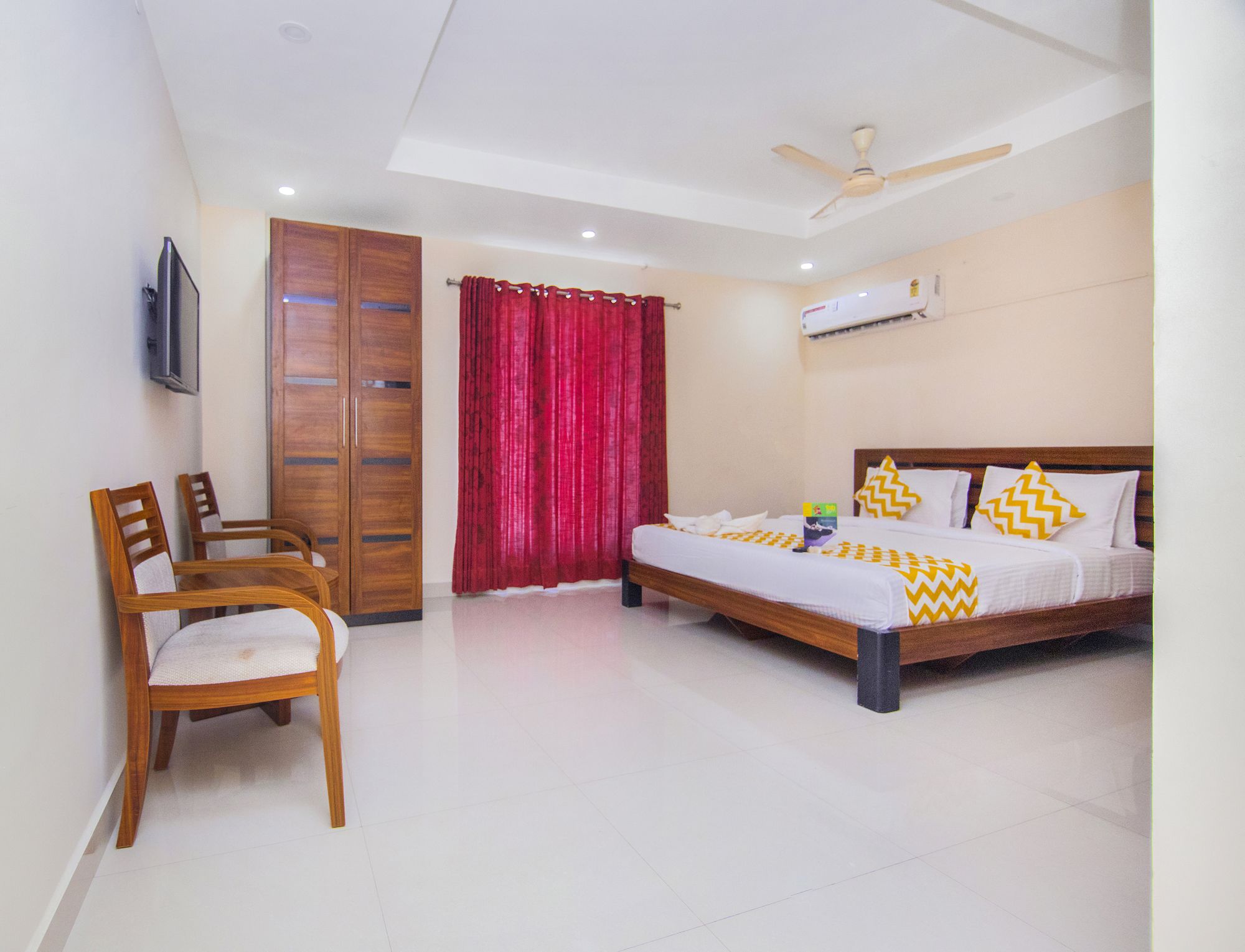 Фото Fabhotel Sri Krishna Residency Airport
