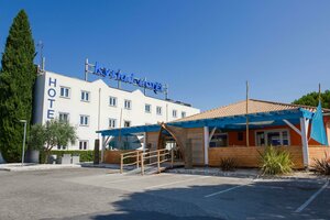 Гостиница Kyriad Montpellier Sud -lattes в Монпелье