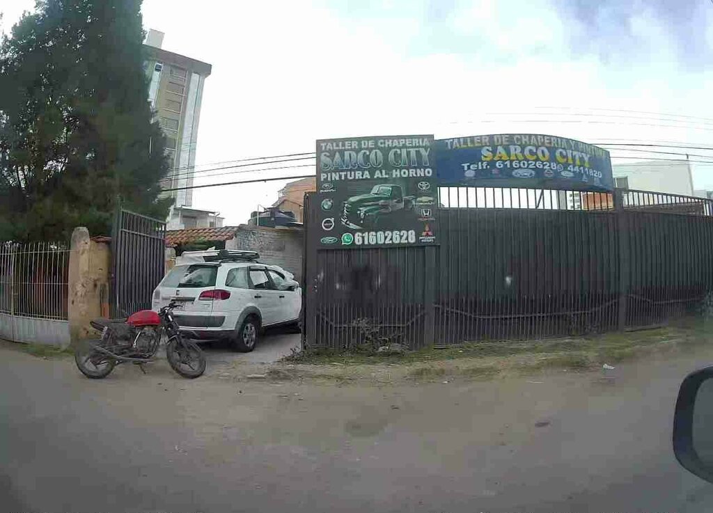 Auto studio Sarco City Chaperia Workshop, Cochabamba, photo