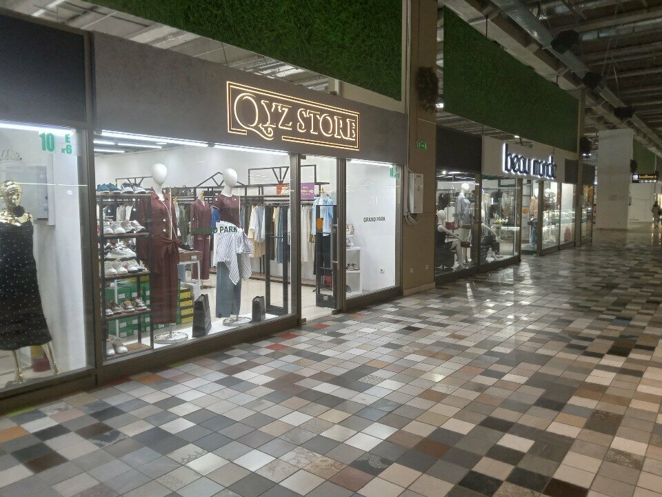 Clothing store Qyz store, Almaty, photo