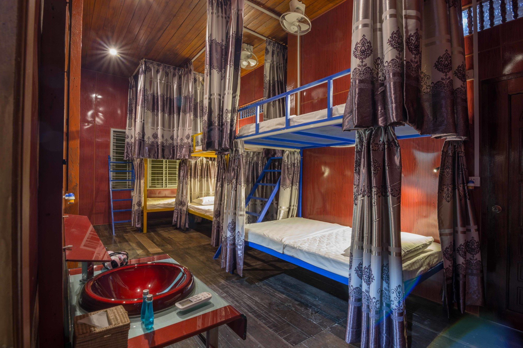 Фото The Local Time Village