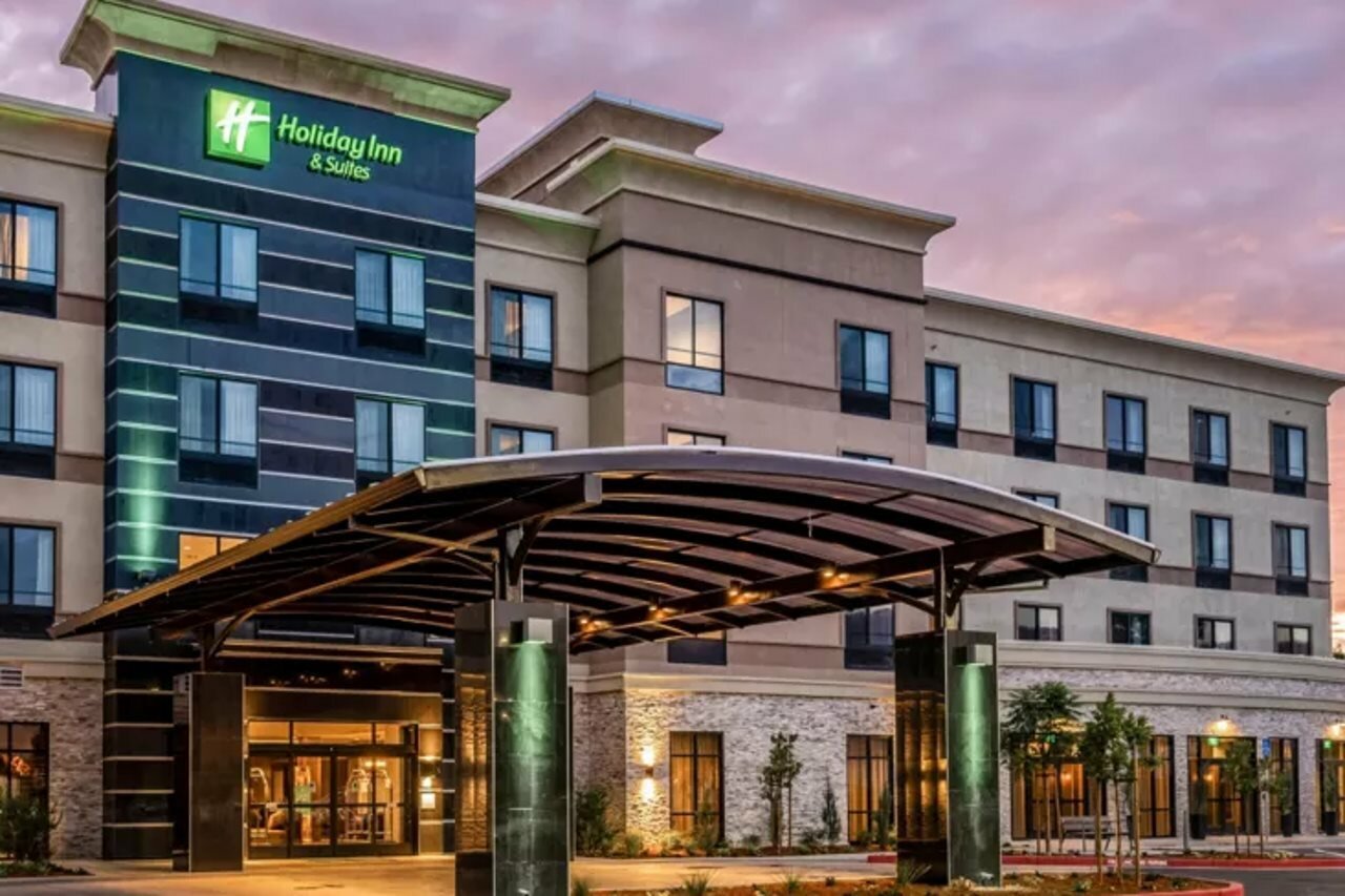 Фото Holiday Inn Hotel & Suites Silicon Valley - Milpitas, an Ihg Hotel
