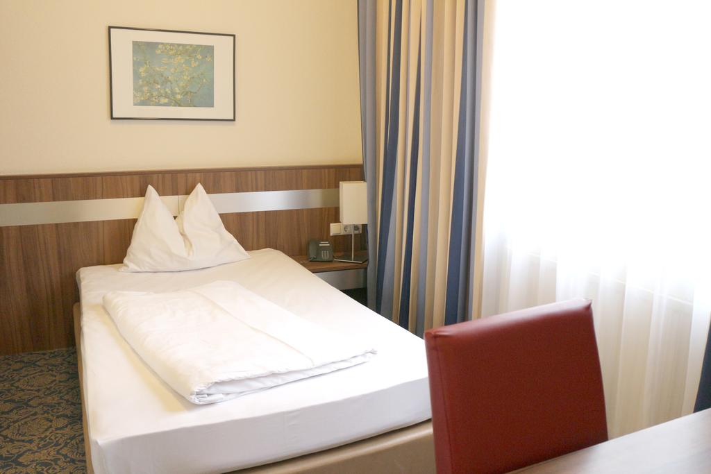 Фото Hotel Carina Vienna