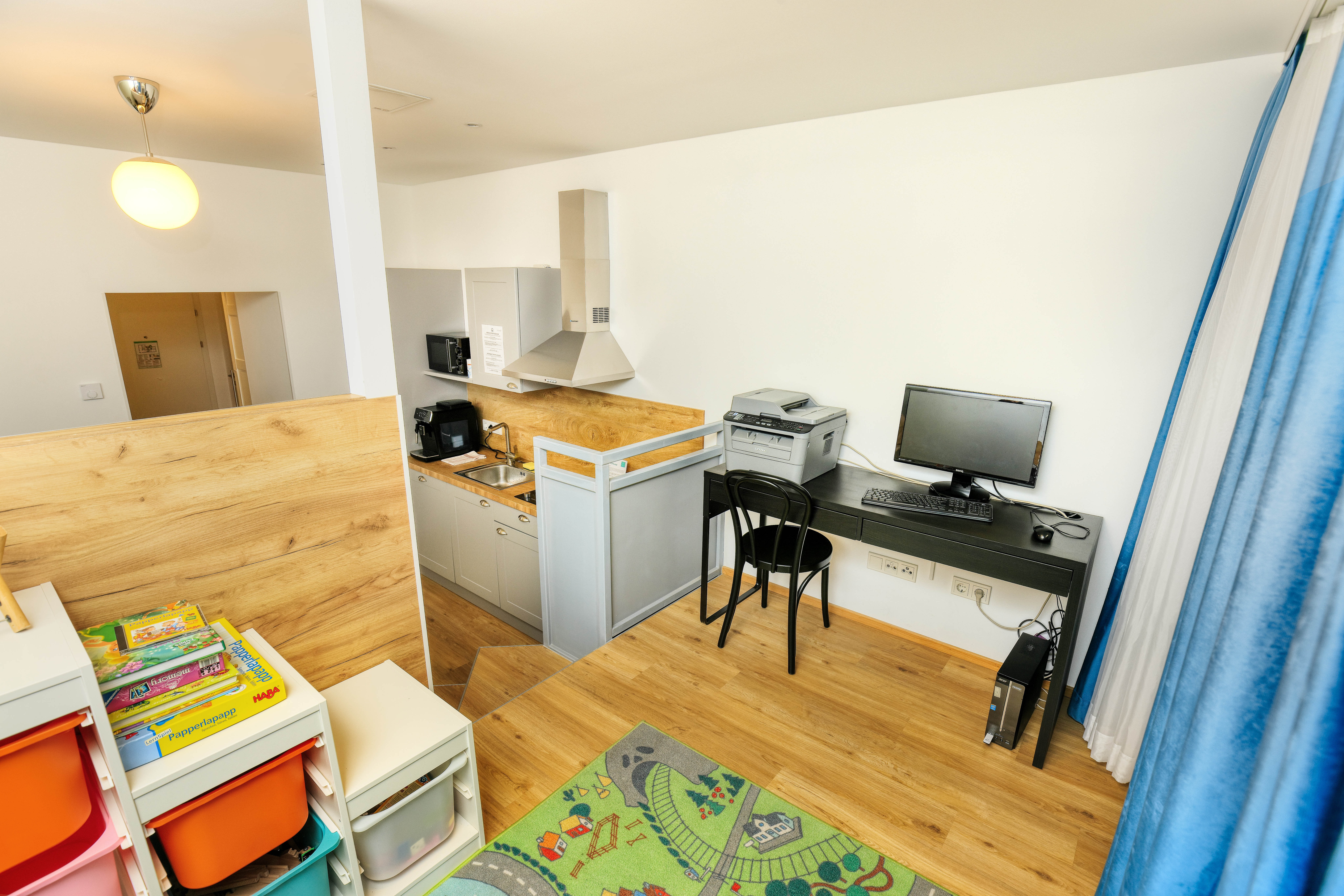 Фото Jimmy's Apartments Emerald