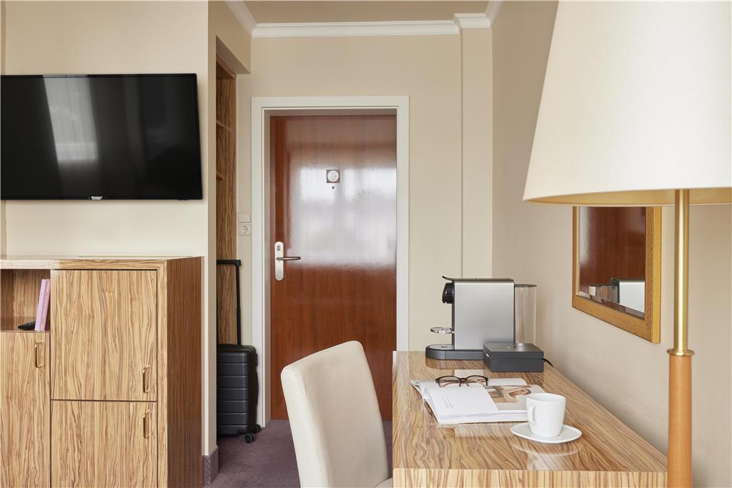 Фото Best Western Raphael Hotel Altona