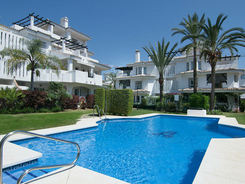 Гостиница Apartamentos y Casas Serinamar Marbella