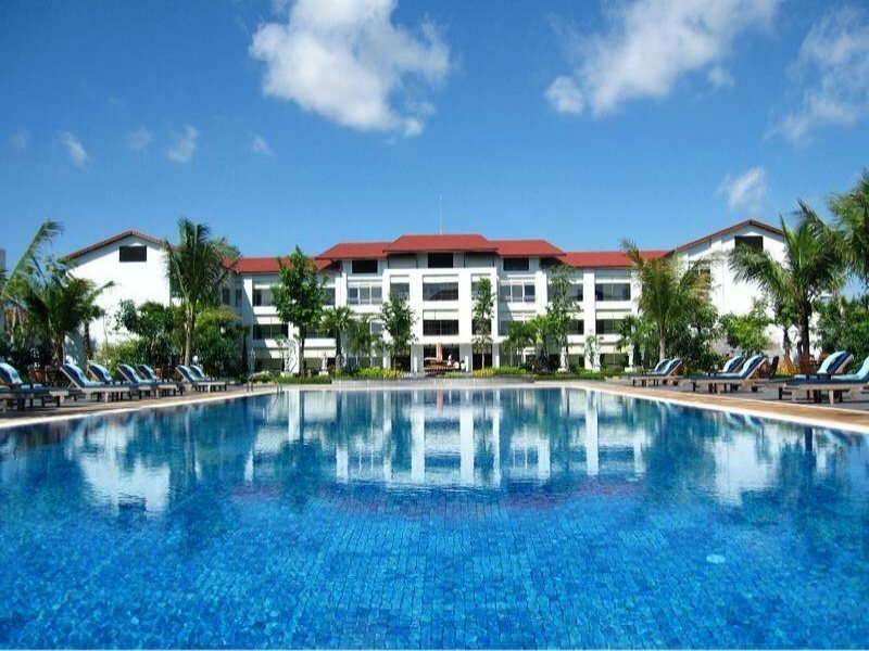 Фото отеля 1