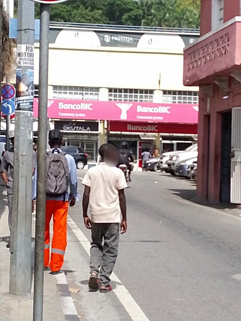 ATM Bic, Loanda, photo