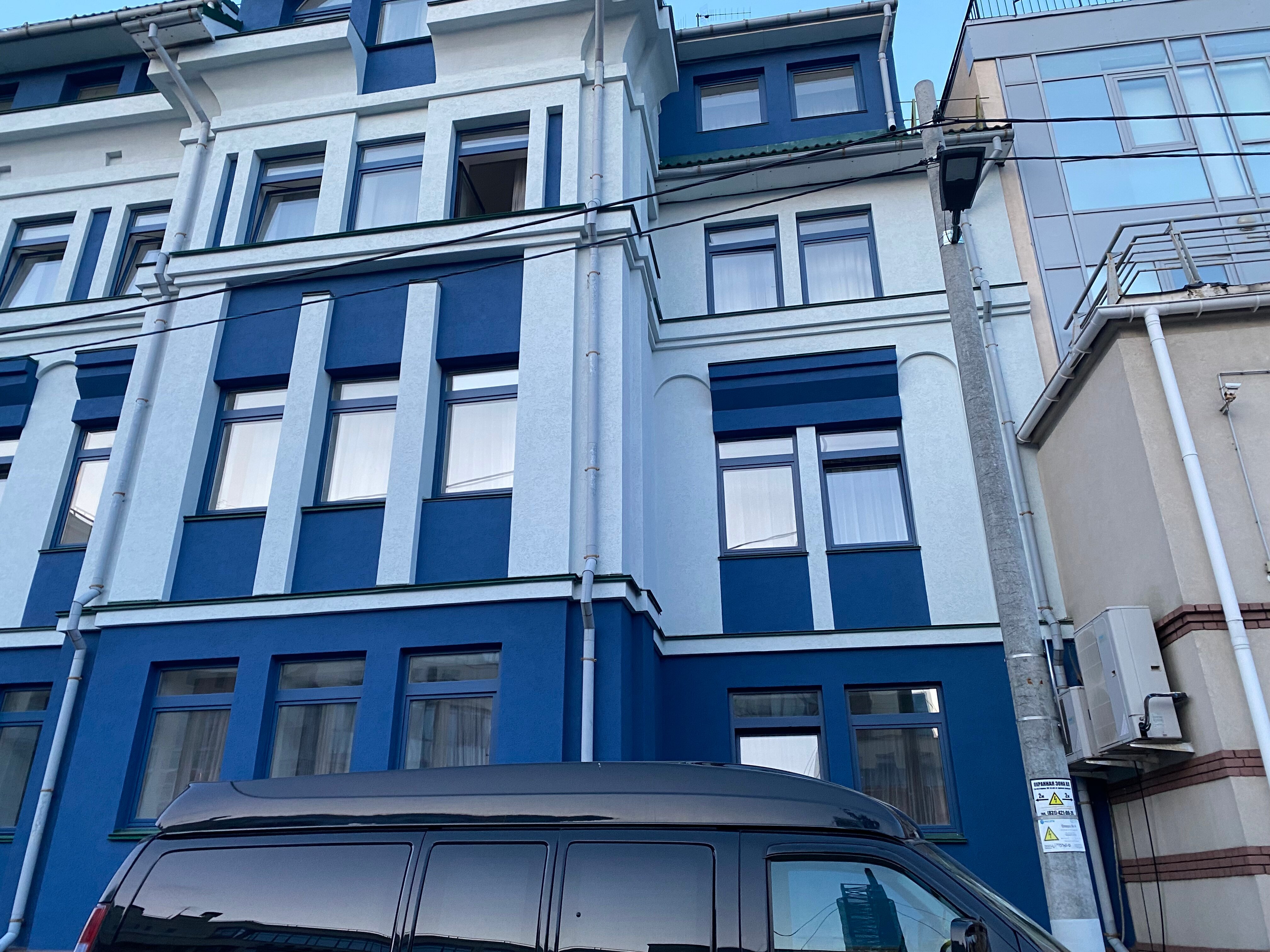 Фото Никола Хаус