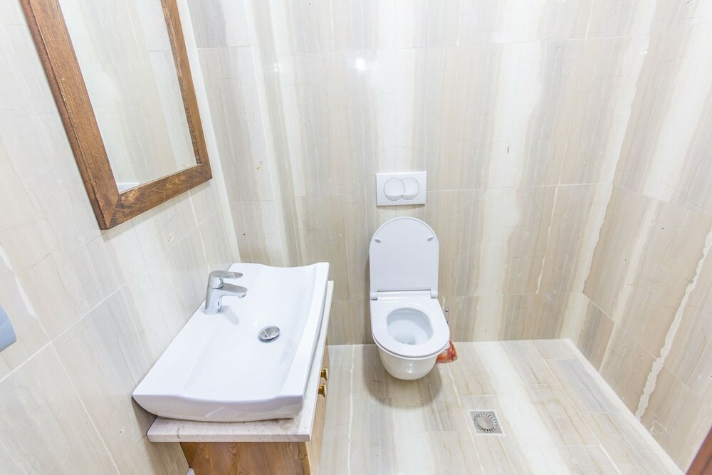 Фото Hotel Onufri