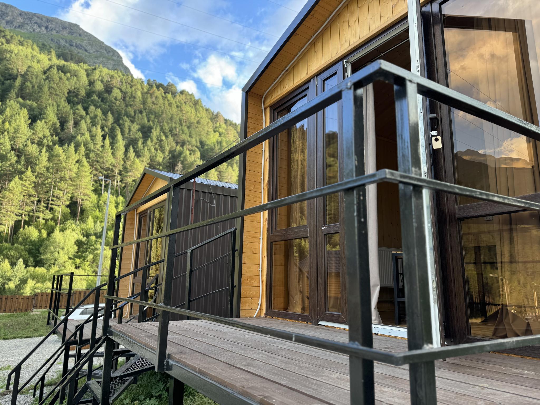 Фото Коттеджи на улице Нарзанная