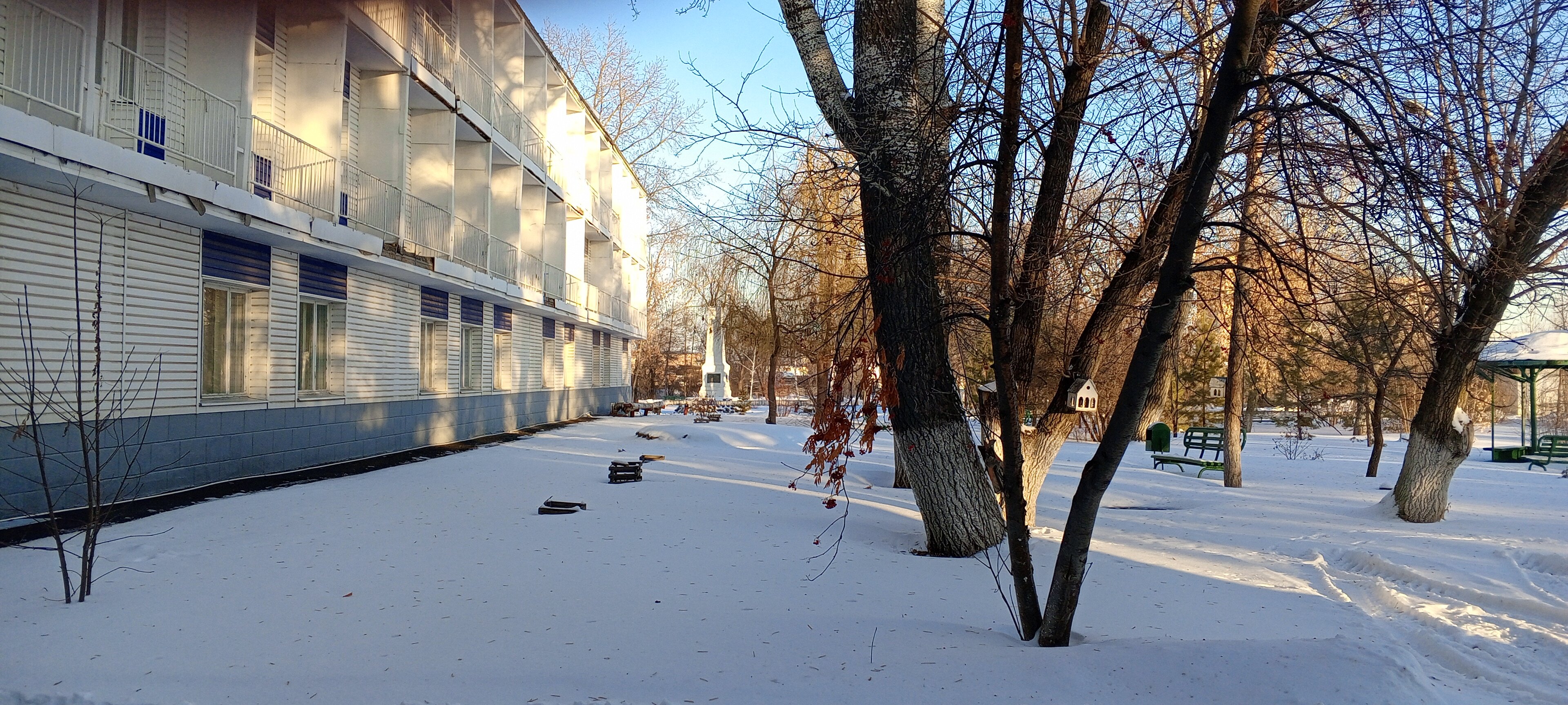 Фото отеля 1