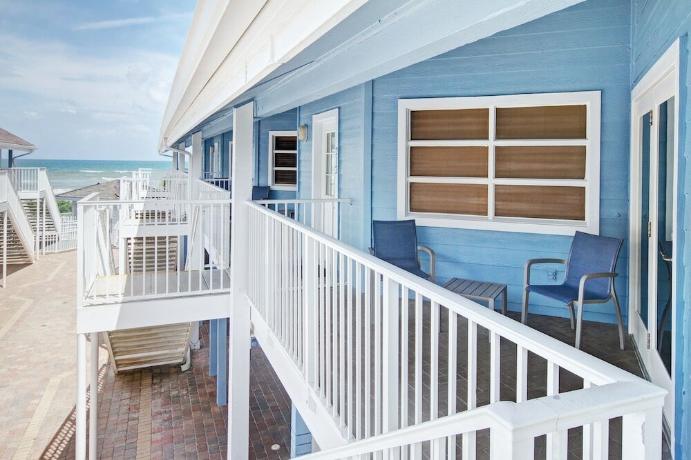 Фото New Smyrna Waves by Exploria Resorts