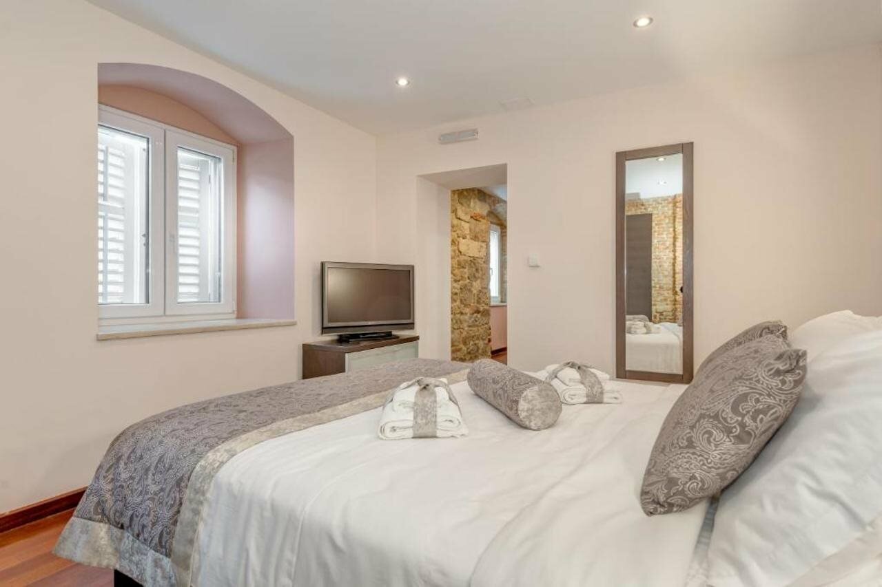 Фото Palace Suites Heritage Hotel – Adults Only