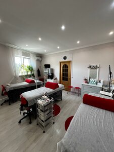 Lovelook (Druzhba Settlement, Lenina Street, 3/1), eyebrow and eyelash salon