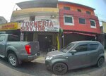 Taller mecanico Fermotors (Santa Cruz de la Sierra, Distrito Municipal 10, Avenida Radial 17 y Medio), tire service