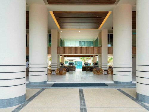 Гостиница Mercure Langkawi Pantai Cenang в Малайзии