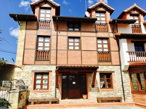 Гостиница Posada Rural La Cabaña de Salmon в Сантильяне-деле-Маре