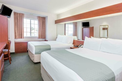 Гостиница Microtel Inn & Suites by Wyndham Marianna