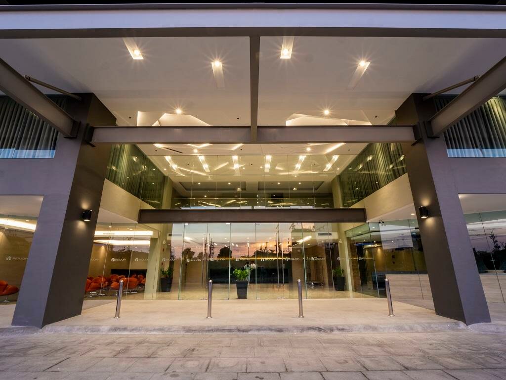 Фото Sequoia Hotel Manila Bay