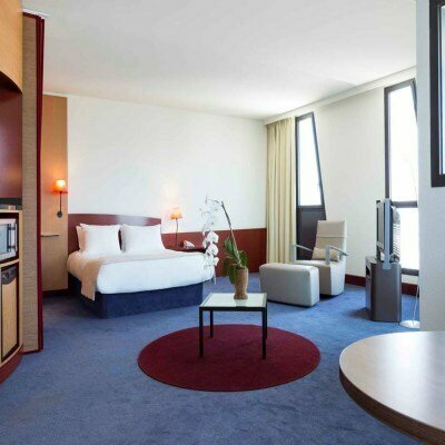 Внешний вид отеля Novotel Suites Marseille Centre Euromed в Марсели, фото 4