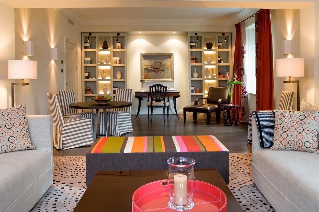 Фото Hotel Amigo