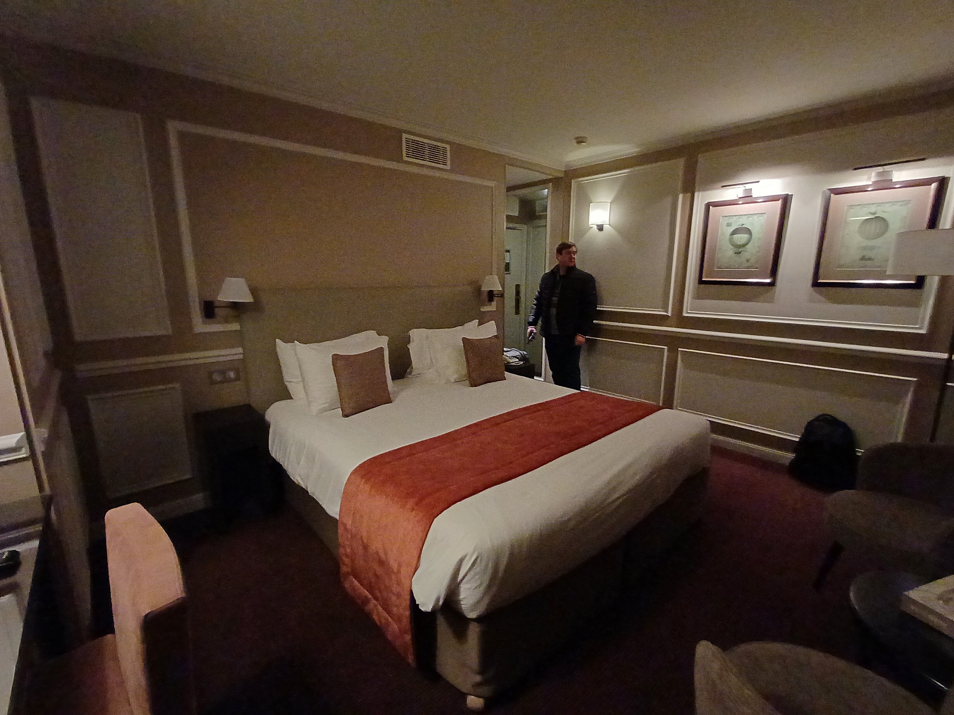 Фото Hotel De L'Universite