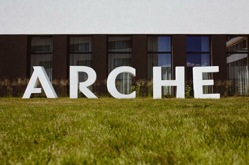 Гостиница Arche Hotel Poloneza в Варшаве