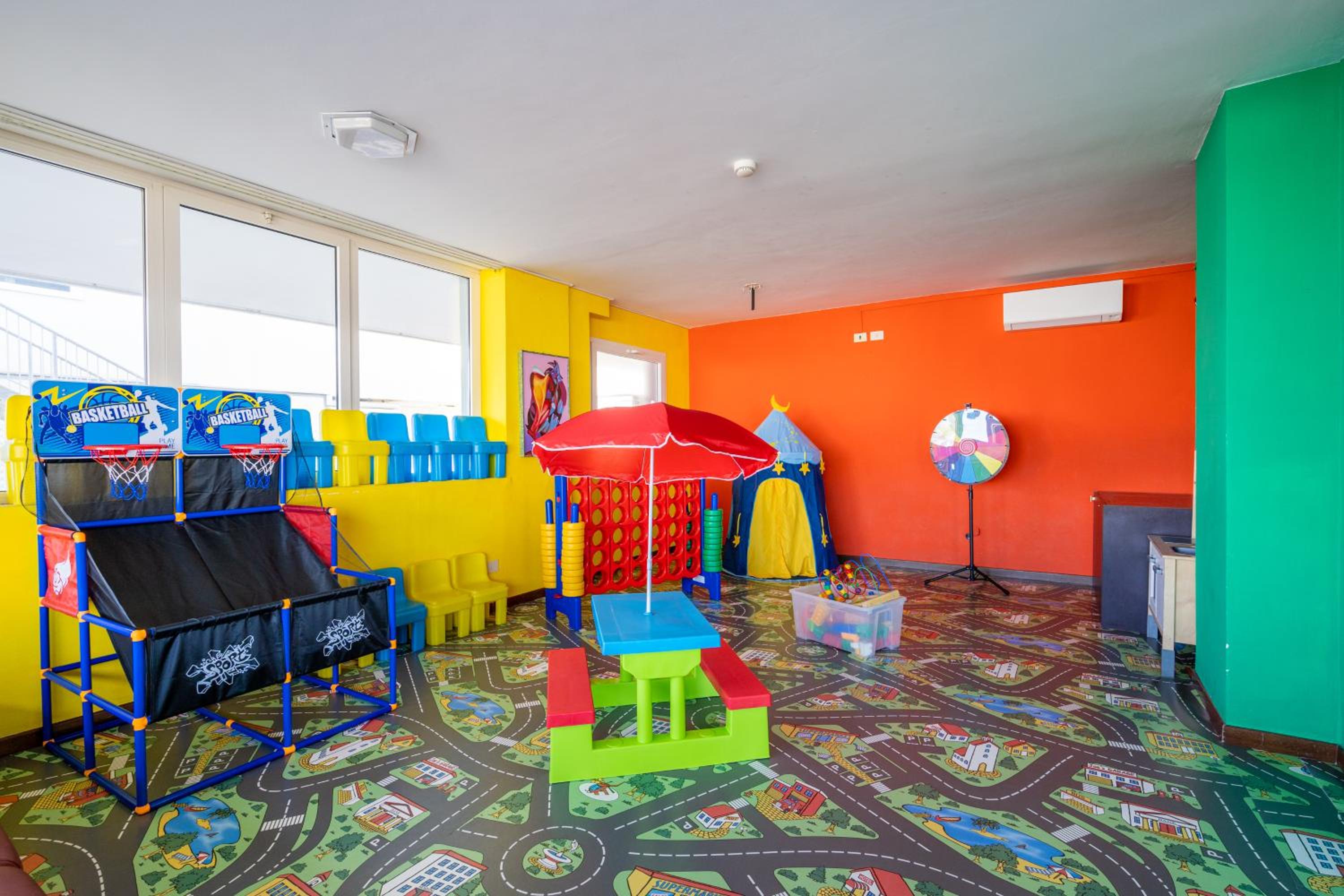 Фото Hotel Astor