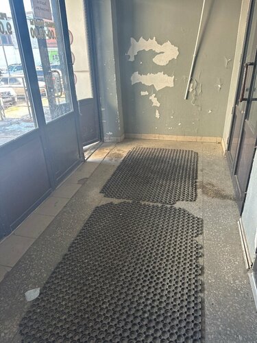 Күйеуінің алдында дәрігері бар азиялық әйел (порно)