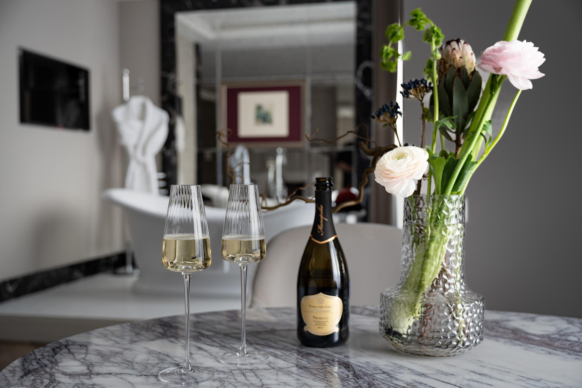 Фото Апарт-отель Dionis Art Apartments