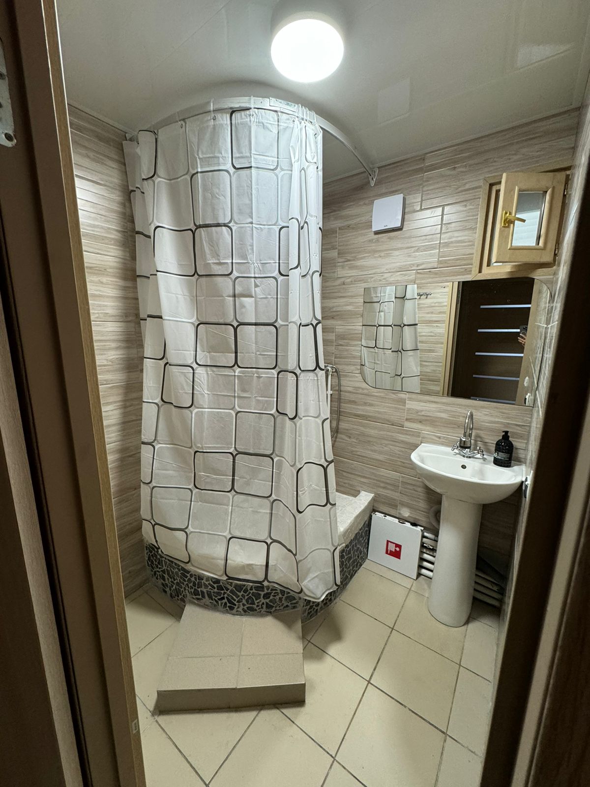 Фото Флагман