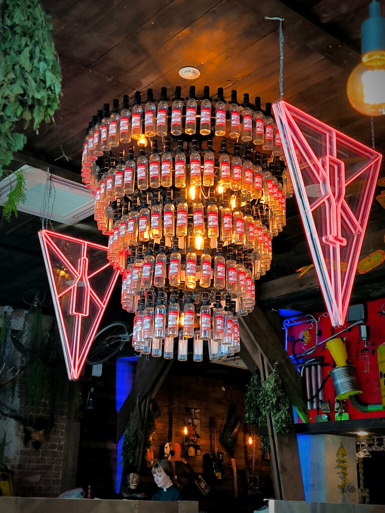 Bar, pub Dva Deda Cherdak, Yekaterinburg, photo