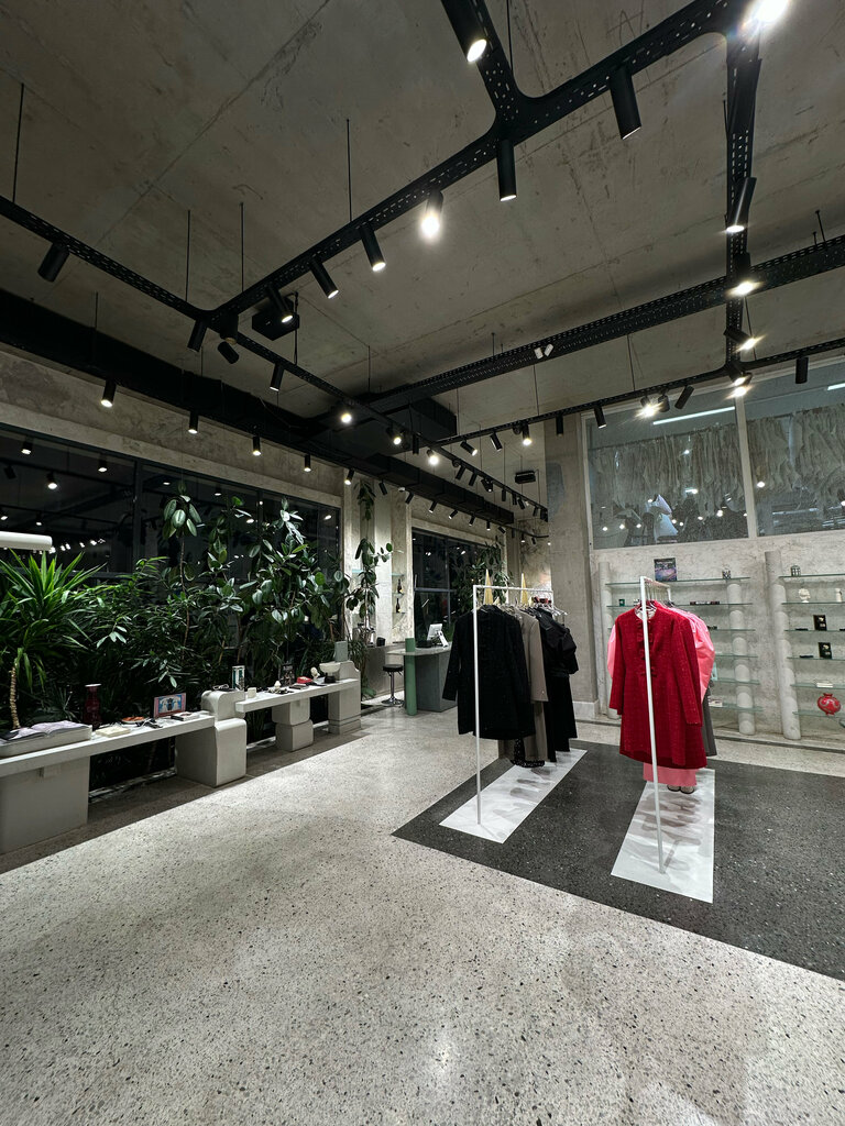 Clothing store Anouki, Tbilisi, photo